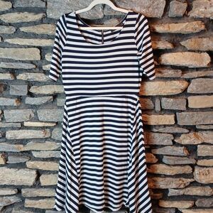 The Limited stripes midi dress sz medium